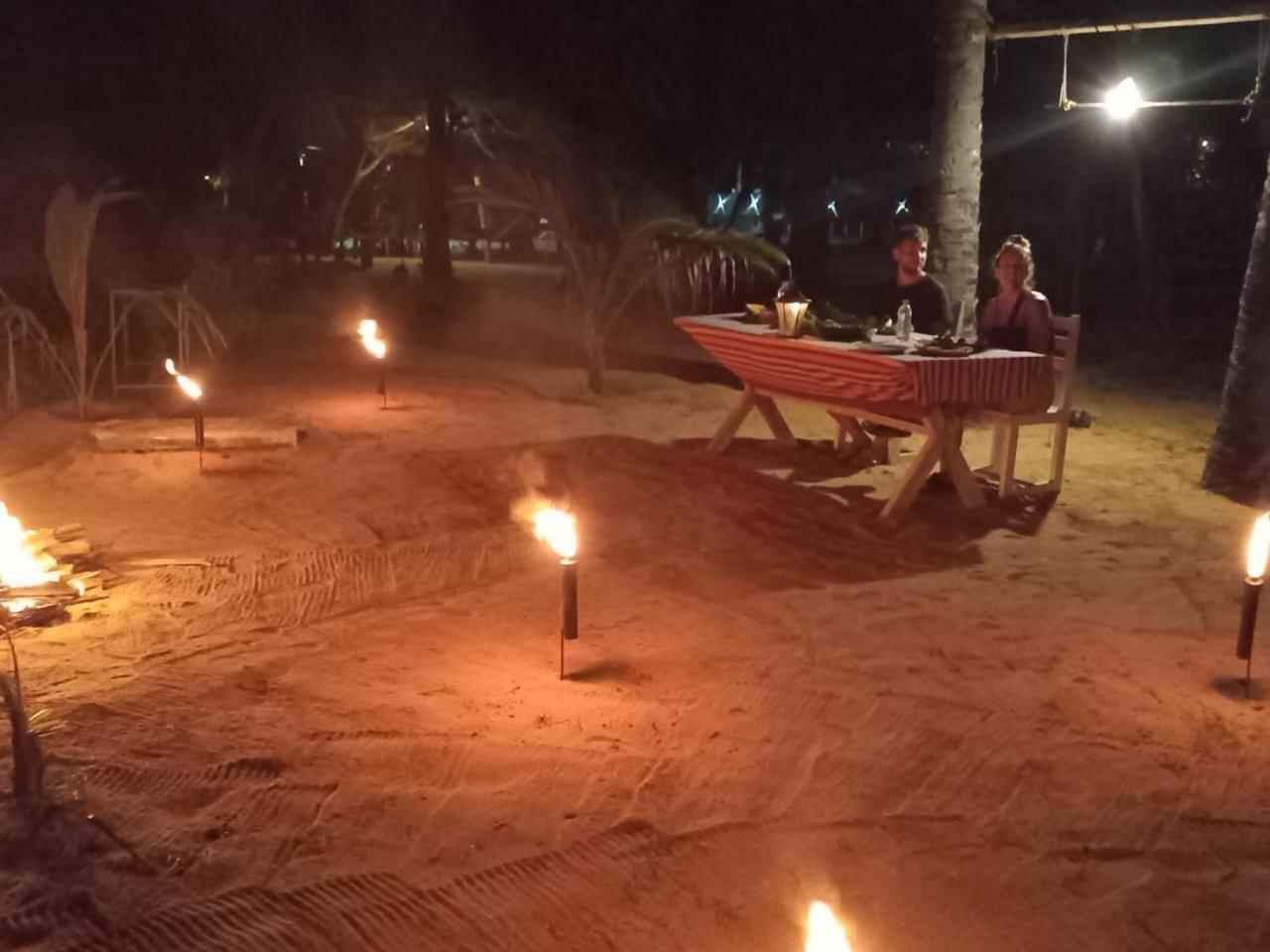 Beach Bungalow Yala Киринда Экстерьер фото